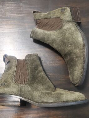 Børn Casco Olive Green Chelsea Boots | Suede & Full-Grain Leather | 6M